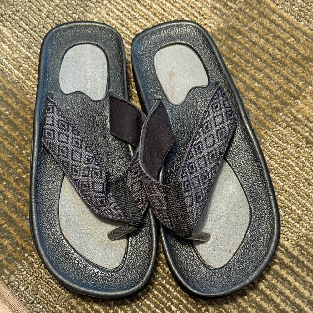 Black and Gray Sandals with Patterned Straps